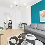 Direkt Am Staatstheater,modern,zentral,ruhig,2 Zimmer,netflix,privatparkplatz Auf Dem Hof Apartment