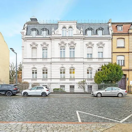 Direkt Am Staatstheater,modern,zentral,ruhig,2 Zimmer,netflix,privatparkplatz Auf Dem Hof Cottbus