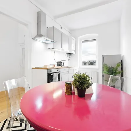 Direkt Am Staatstheater,modern,zentral,ruhig,2 Zimmer,netflix,privatparkplatz Auf Dem Hof *