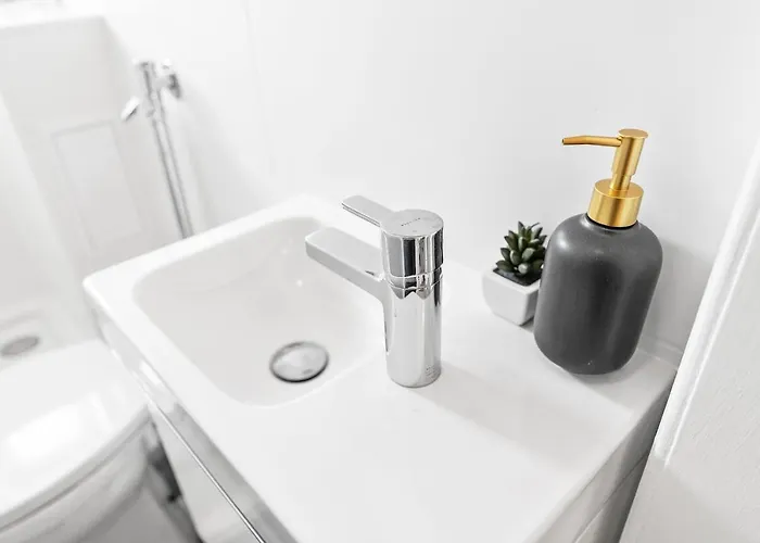 Apartman Direkt Am Staatstheater,modern,zentral,ruhig,2 Zimmer,netflix,privatparkplatz Auf Dem Hof Cottbus