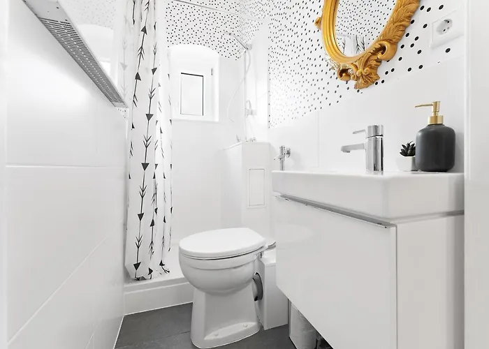 Apartman Direkt Am Staatstheater,modern,zentral,ruhig,2 Zimmer,netflix,privatparkplatz Auf Dem Hof