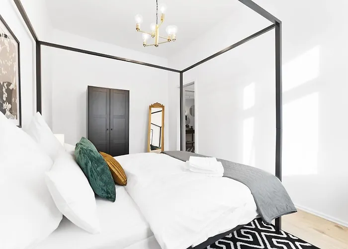 Direkt Am Staatstheater,modern,zentral,ruhig,2 Zimmer,netflix,privatparkplatz Auf Dem Hof Apartman