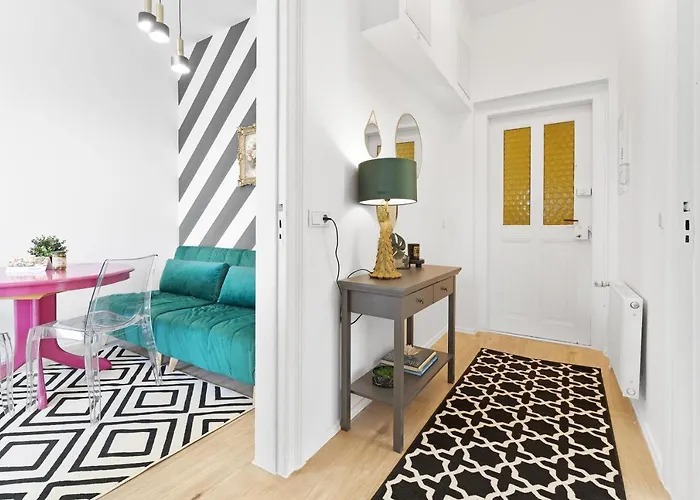 Direkt Am Staatstheater,modern,zentral,ruhig,2 Zimmer,netflix,privatparkplatz Auf Dem Hof *